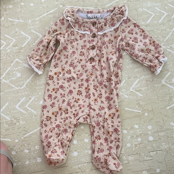 Nicole Miller Pink Floral Ruffle One Piece - Picture 1 of 1